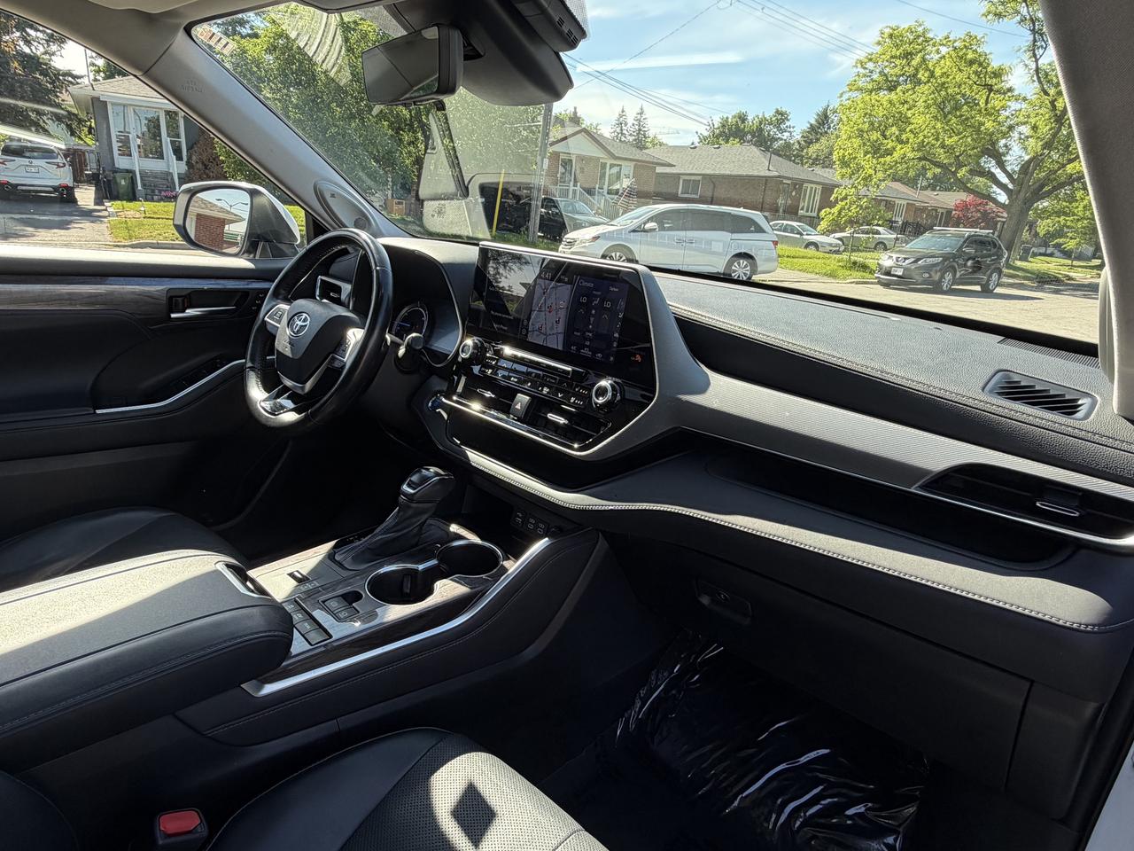 2022 Toyota Highlander HYBRID Limited AWD Photo