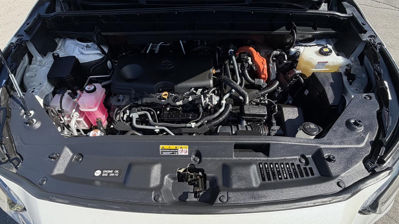 2022 Toyota Highlander HYBRID Limited AWD Photo