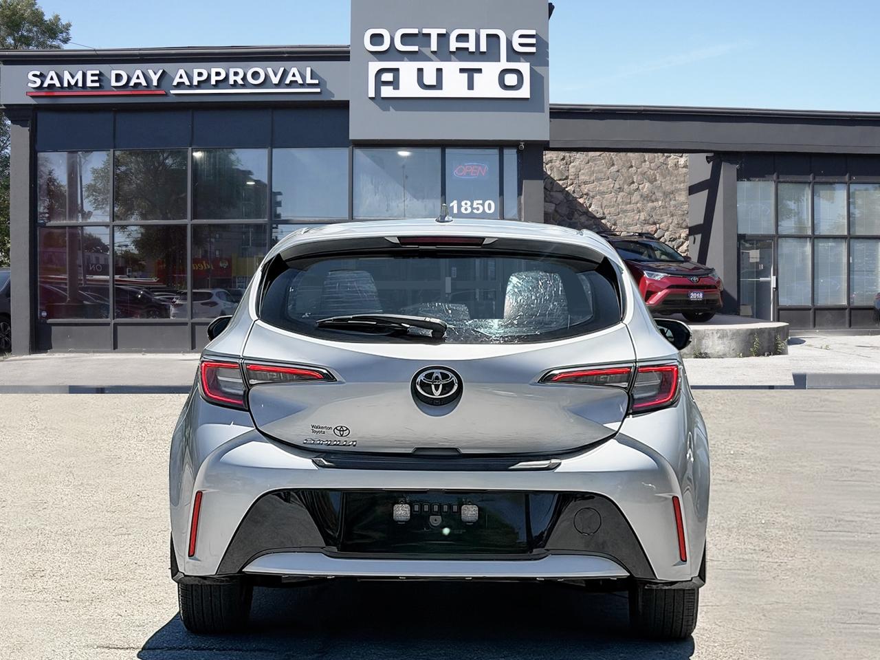2019 Toyota Corolla Hatchback CVT Photo