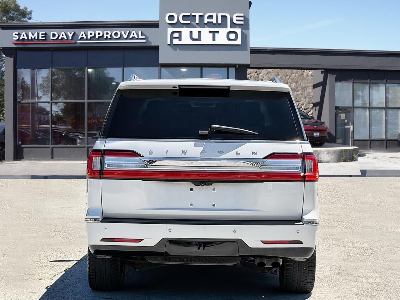 2019 Lincoln Navigator Reserve 4x4 Photo