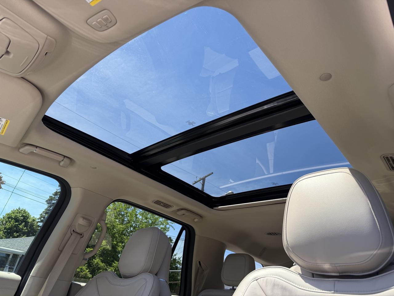 2019 Lincoln Navigator Reserve 4x4 Photo