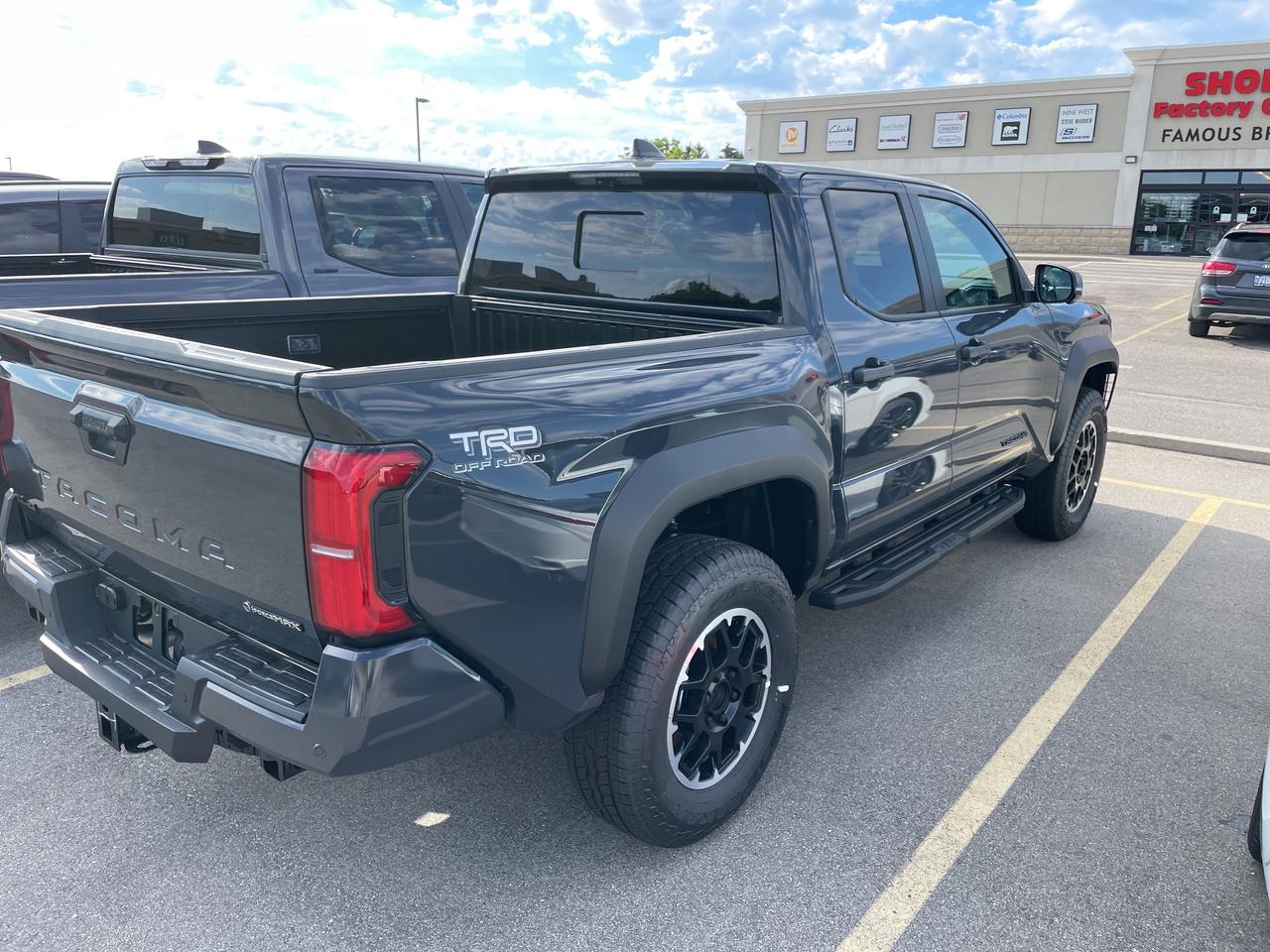 2026 Toyota Tacoma Hybrid Photo