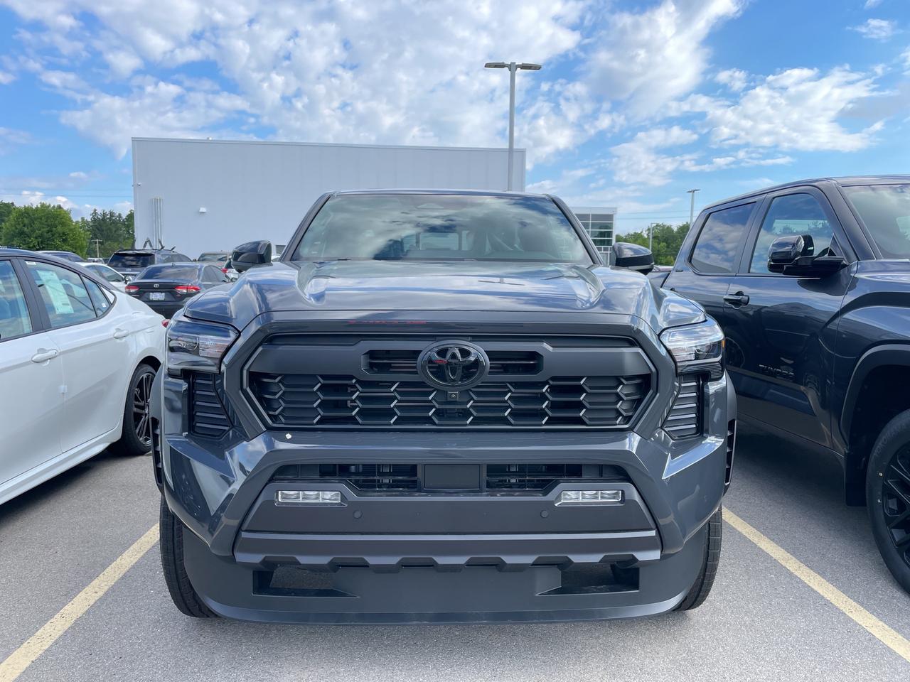 2026 Toyota Tacoma Hybrid Photo