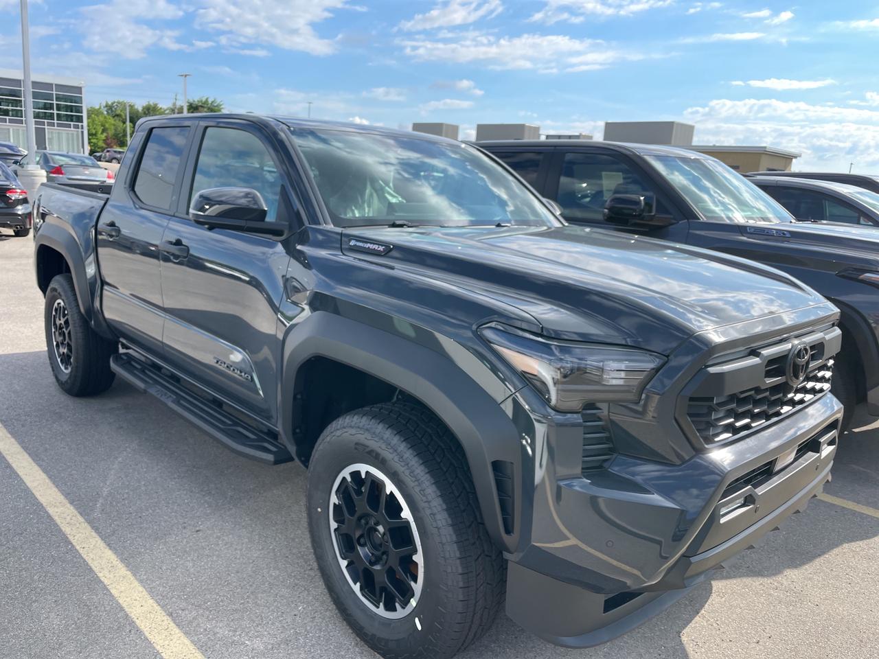 2026 Toyota Tacoma Hybrid Photo