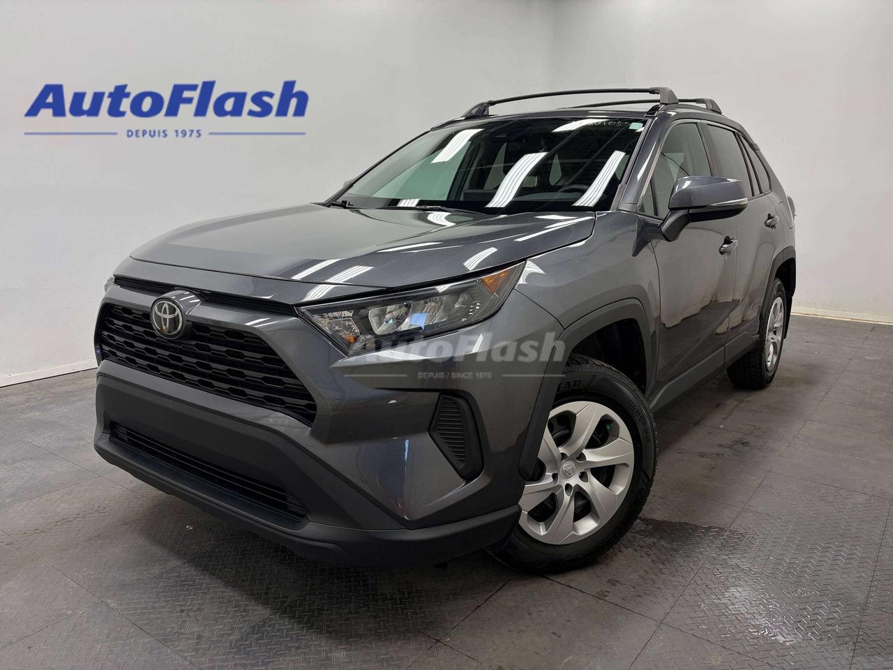 +Bluetooth 
+Cam&eacute;ra de recul / Backup camera  
+Commandes de radio au volant / Steering wheel audio controls 
+R&eacute;gulateur de vitesse  / Cruise control 
+Si&egrave;ges chauffants / Heated seats 
+Surveillance des angles morts / Blind spot monitoring 
+Syst&egrave;me d&eacute;vitement de collision / Collision warning system 
+Un seul propri&eacute;taire / One owner
+V&eacute;rifi&eacute; par Carfax / Carfax verified
+Kilom&eacute;trage certifi&eacute; / Certified kilometers
+Historique dentretien / Maintenance history
+Protection m&eacute;canique disponible / Mechanical protection available
+Ce v&eacute;hicule a &eacute;t&eacute; achet&eacute; dun particulier / This vehicle was bought from a private seller

Visitez notre page Google pour voir tous les commentaires positifs que nos clients nous laissent.
 
Financement rapide et facile, 1ere, 2e et 3e chances au cr&eacute;dit, approbation en 30 minutes, taux dacceptation tr&egrave;s &eacute;lev&eacute;. 

Essayez notre demande de cr&eacute;dit s&eacute;curis&eacute; en ligne, sans obligation! 

Nous sommes les sp&eacute;cialistes des autos, fourgonnettes, VUS, 4x4, et les camions l&eacute;gers jusqu&agrave; une tonne. 

*Seulement le nettoyage de base du v&eacute;hicule, fait par un sous-traitant, est inclus. Pour un perfectionnement de lesth&eacute;tique int&eacute;rieur/ext&eacute;rieur, dont une d&eacute;contamination de la peinture, des retouches de peinture, faites par nos experts en esth&eacute;tique, une somme de 249$ sera ajout&eacute;e &agrave; votre facture. Aussi disponible, loption dimmatriculer la voiture sur place, qui vous permet d&eacute;pargner du temps et le co&ucirc;t de 25$ du transit temporaire.

*************

Since 1975 AutoFlash has offered the best price-quality and excellent service. 

Visit our Google page to read all the nice things our clients have to say about us.

We have financing for all credit situations. 1st 2nd 3rd chance credit with an excellent approval rate!

Try our secured online credit application any time, with no obligation! 

We specialize in all brands, makes and models. Whether you need a car, truck, SUV or minivan, we can help you.

And if we dont have it, well find it for you!

*Only the basic cleaning of the vehicle, done by a subcontractor, is included in the advertised price. For a complete interior/exterior detailing, done by our esthetic specialists, which includes a complete paint decontamination and paint touch-ups if needed, an amount of 249$ will be added to your invoice. Also available, in-house licensing, which allows you to save the $25 for a temporary Transit.