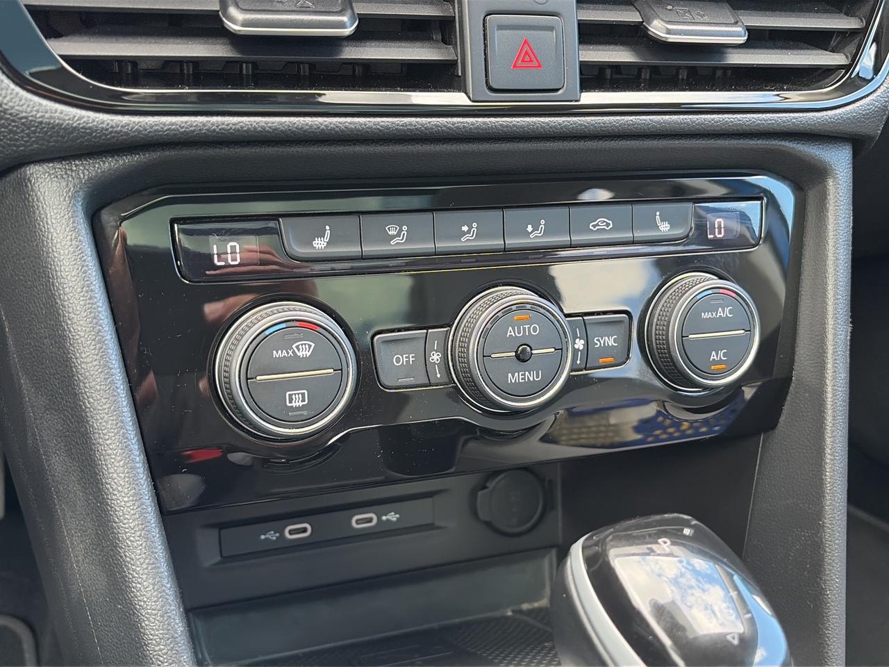 2024 Volkswagen Taos COMFORTLINE, CLEAN CARFAX, REMOTE START, SUNROOF! - Photo #18