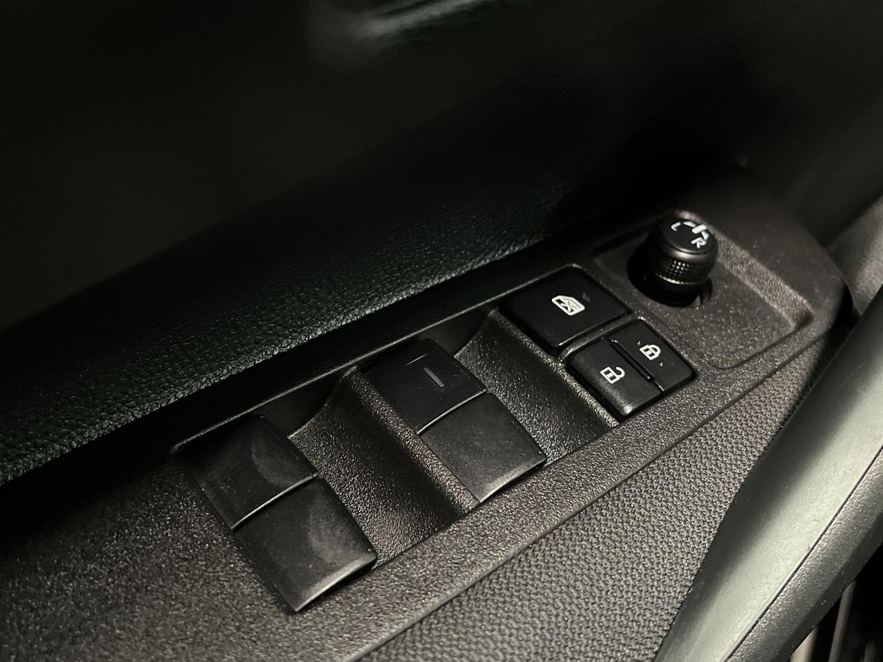 2025 Toyota Corolla ONLY 8,500KMS! |HTD SEATS |CARPLAY | ADAPT. CRUISE Photo