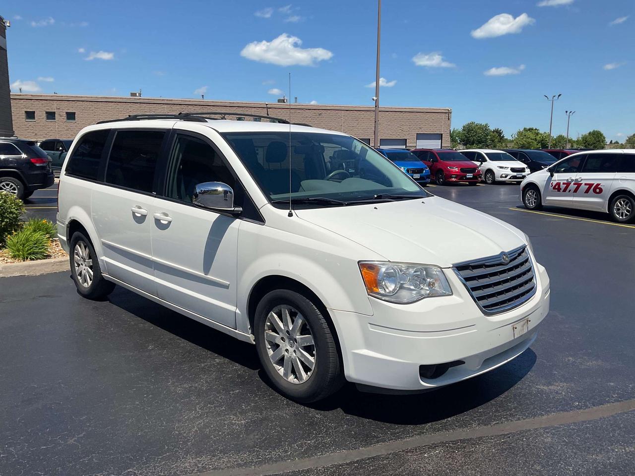 2008 Chrysler Town & Country AS is Photo