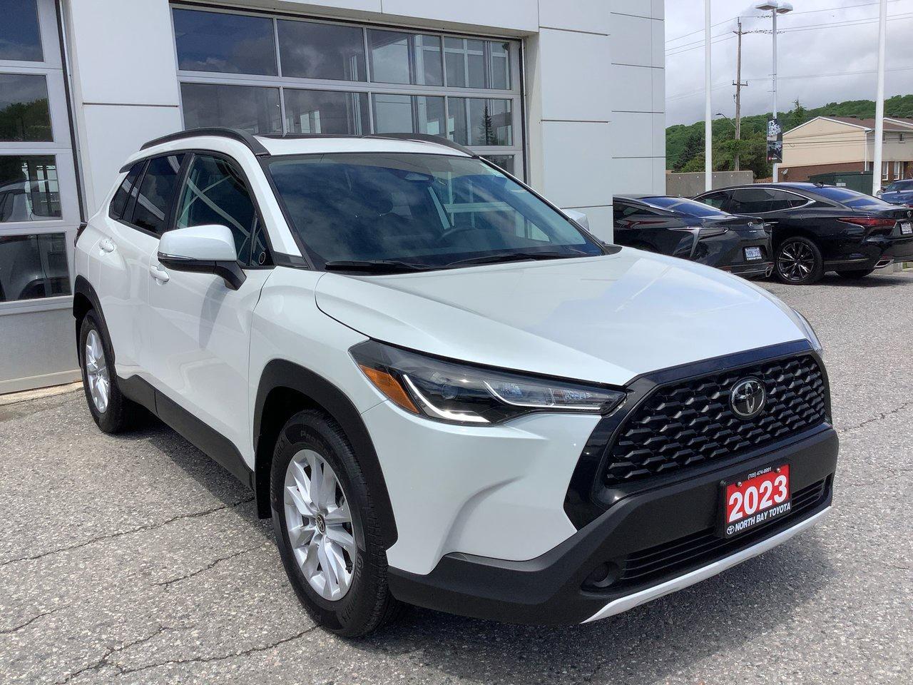 2023 Toyota Corolla Cross LE Photo