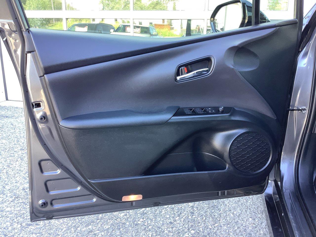 2020 Toyota Prius TECH Photo