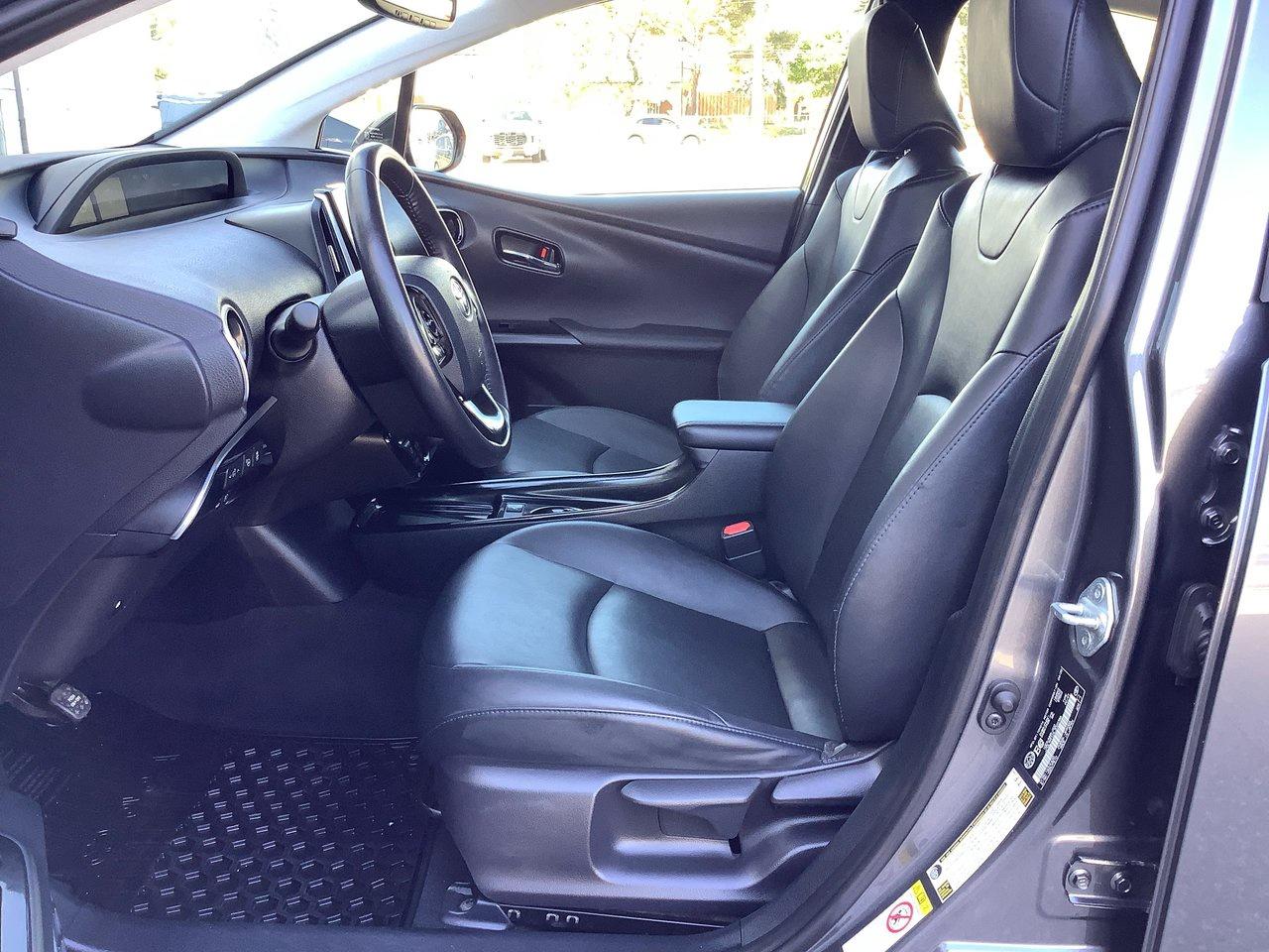 2020 Toyota Prius TECH Photo