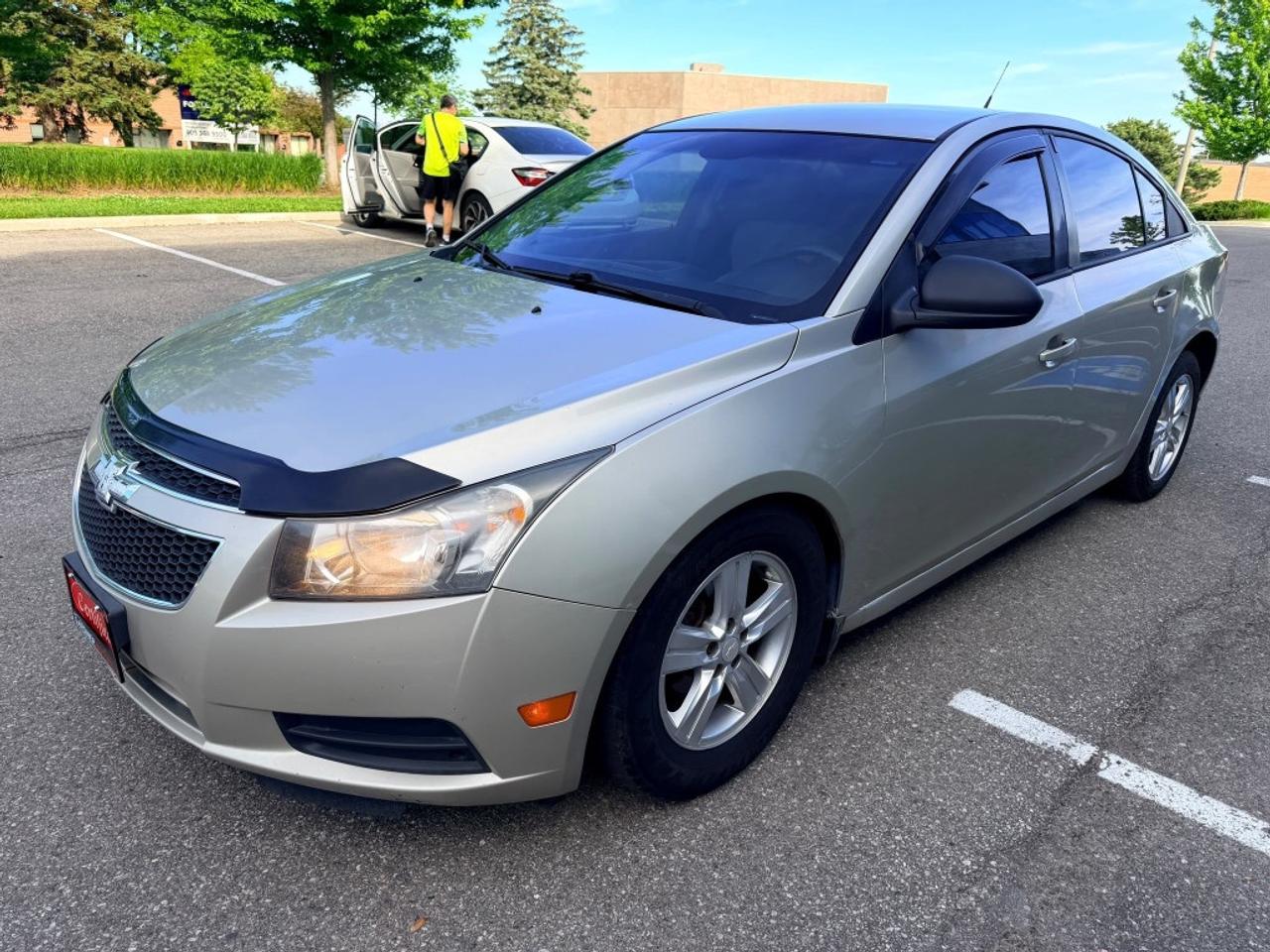 <p>WE ARE OPEN 7 DAYS A WEEK !!</p>
<p>BEST ON GAS ONLY 4 CYLINDERS ENGINE CHEAP ON INSURANCE</p>
<p>EXTENDED WARRANTY FOR 2 YEARS ($1000 PACKAGE) FOR FREE. INCLUDED IN THE PRICE&nbsp;</p>
<p>WARRANTY DESCRIPTION: ALL CANADA WIDE. UNLIMITED KM. FOR ENGINE, TRANSMISSION, DIFFERENTIAL, 4X4/AWD, TURBO, TOWING.</p>
<p>SAFETY&nbsp; CERTIFICATION FOR $299.</p>
<p>NO HIDDEN FEES AT ALL.</p>
<p>EXCELLENT CONDITION. LOADED WITH. POWER WINDOWS. POWER LOCKS. POWER MIRRORS. KEYLESS ENTRY. CRUISE CONTROL . THIS VEHICLE HAS FULL SAFETY FEATURES.</p>
<p>DRIVES EXCELLENT. BEAUTIFUL SHAPE.</p>
<p>GUARANTEED UNBEATABLE PRICE.</p>
<p>COME FOR TEST DRIVE.</p>
<p>GARDINER MOTORS 6455 MISSISSAUGA ROAD.</p>
<p>YOU CAN GET BRAND NEW TIRES HERE WITH 50% DISCOUNT.</p>
<p>FOR FURTHER INQUIRIES PLEASE GIVE US A CALL AT 647-354-5500.</p>
