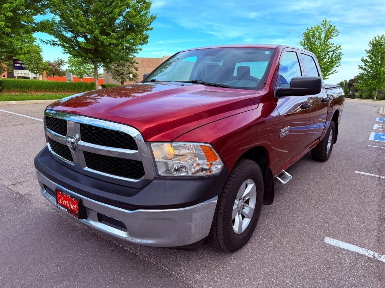 2014 RAM 1500 4WD 6CYL Automatic Photo
