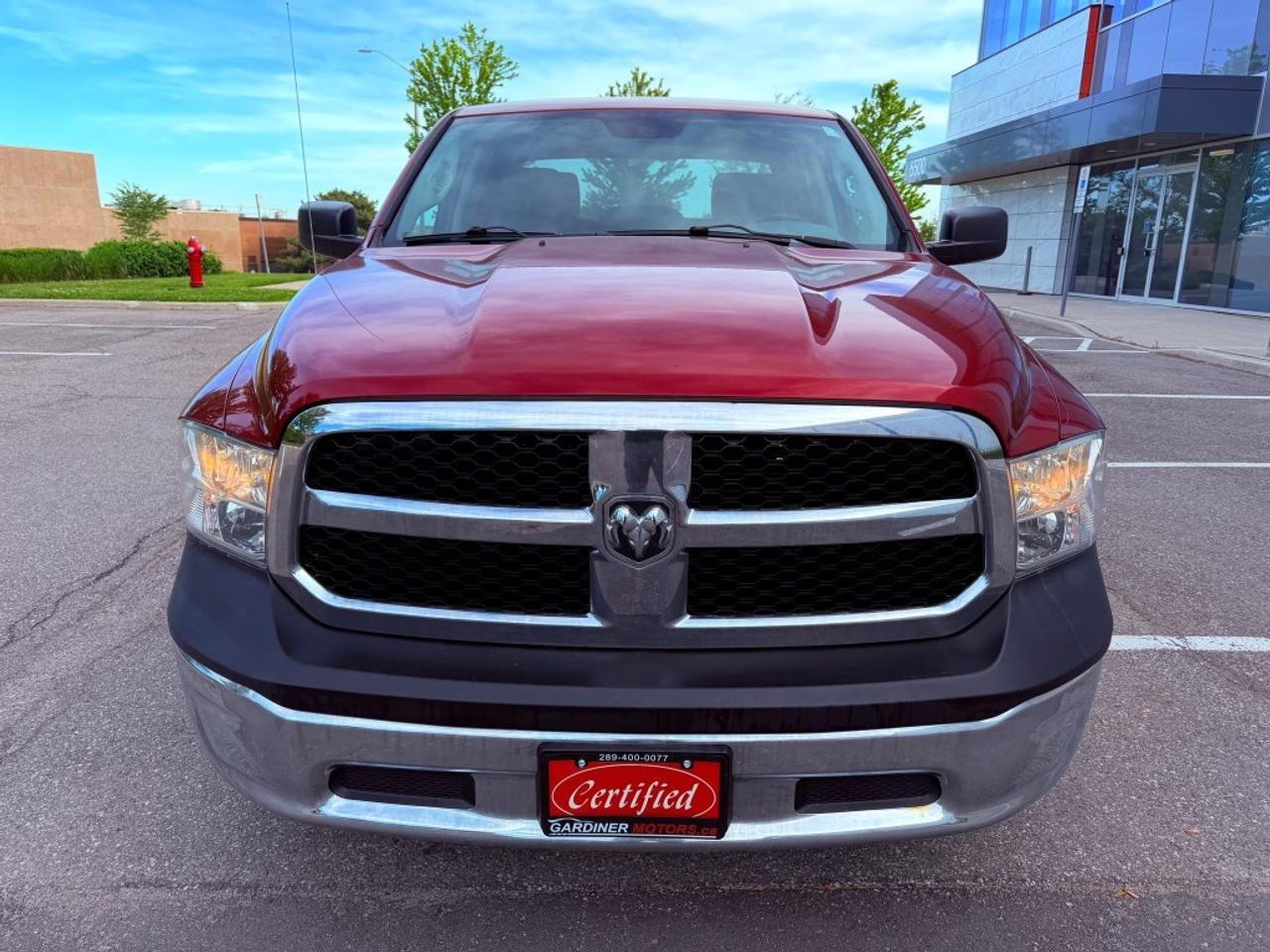 2014 RAM 1500 4WD 6CYL Automatic Photo