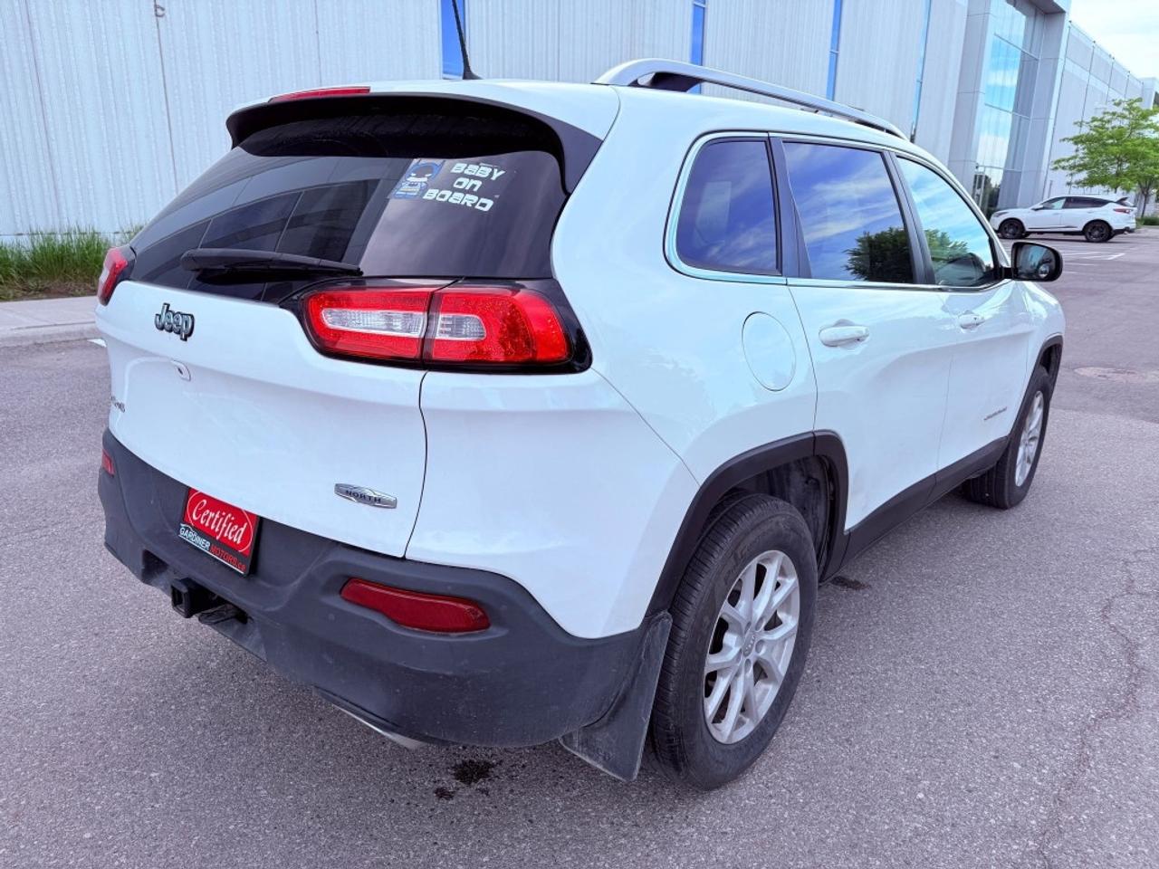2017 Jeep Cherokee 4WD 4dr North Photo