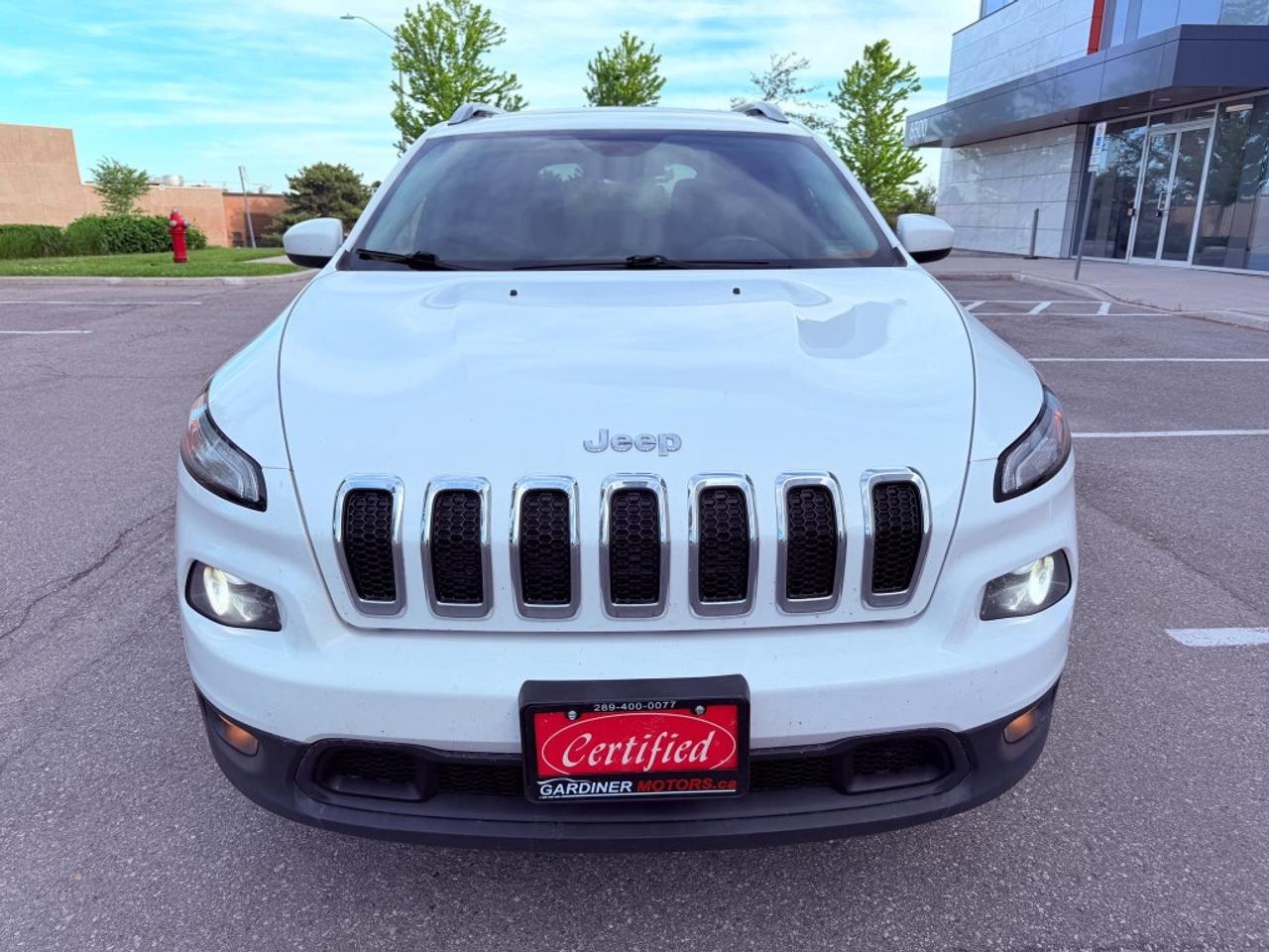 2017 Jeep Cherokee 4WD 4dr North Photo