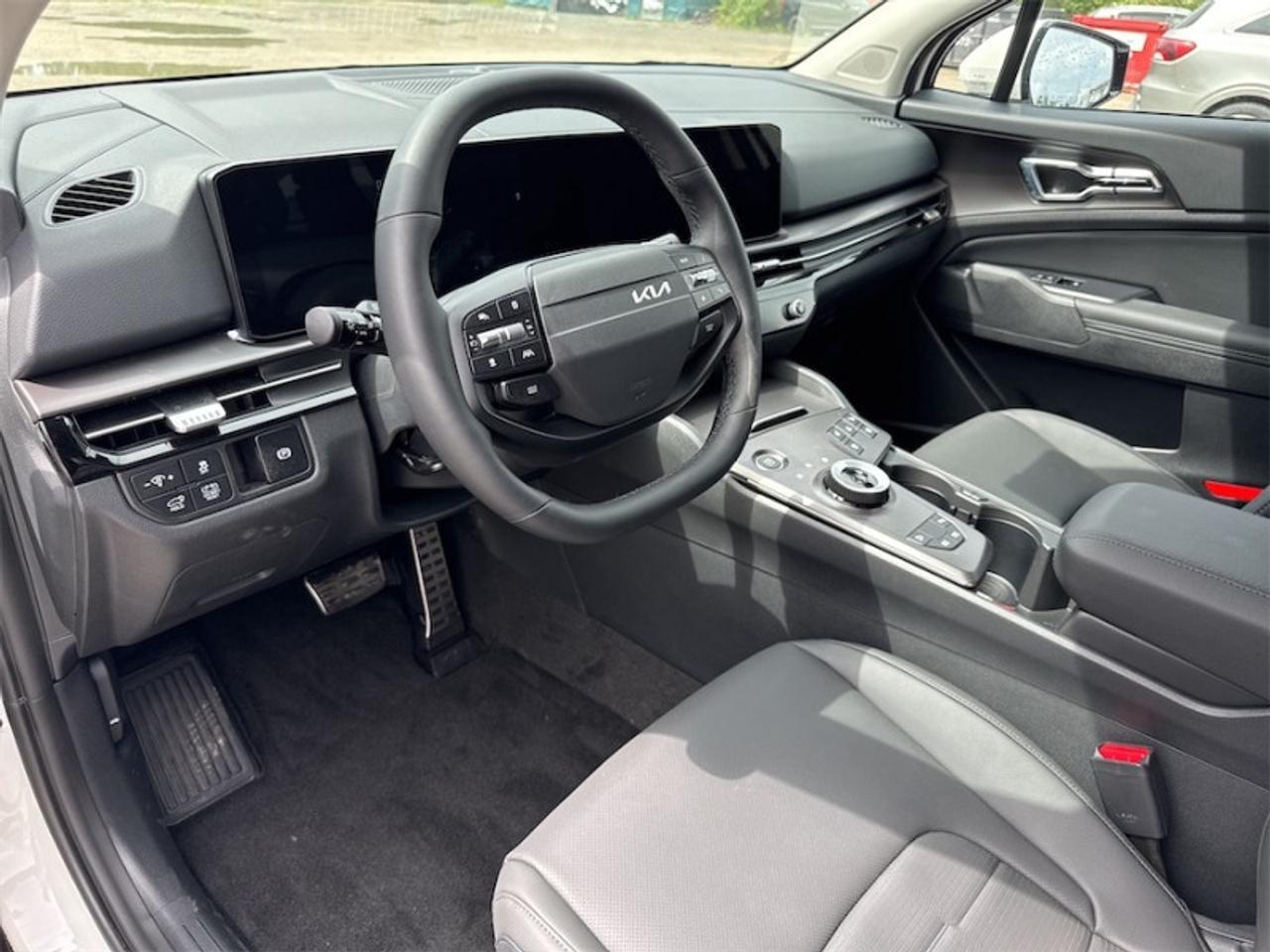 2026 Kia Sportage Hybrid EX Premium AWD   - Cooled Seats - $325 B/W Photo