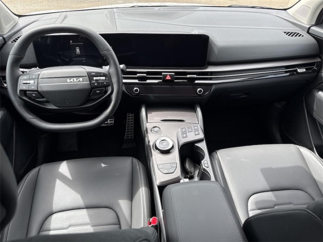 2026 Kia Sportage Hybrid EX Premium AWD   - Cooled Seats - $325 B/W Photo