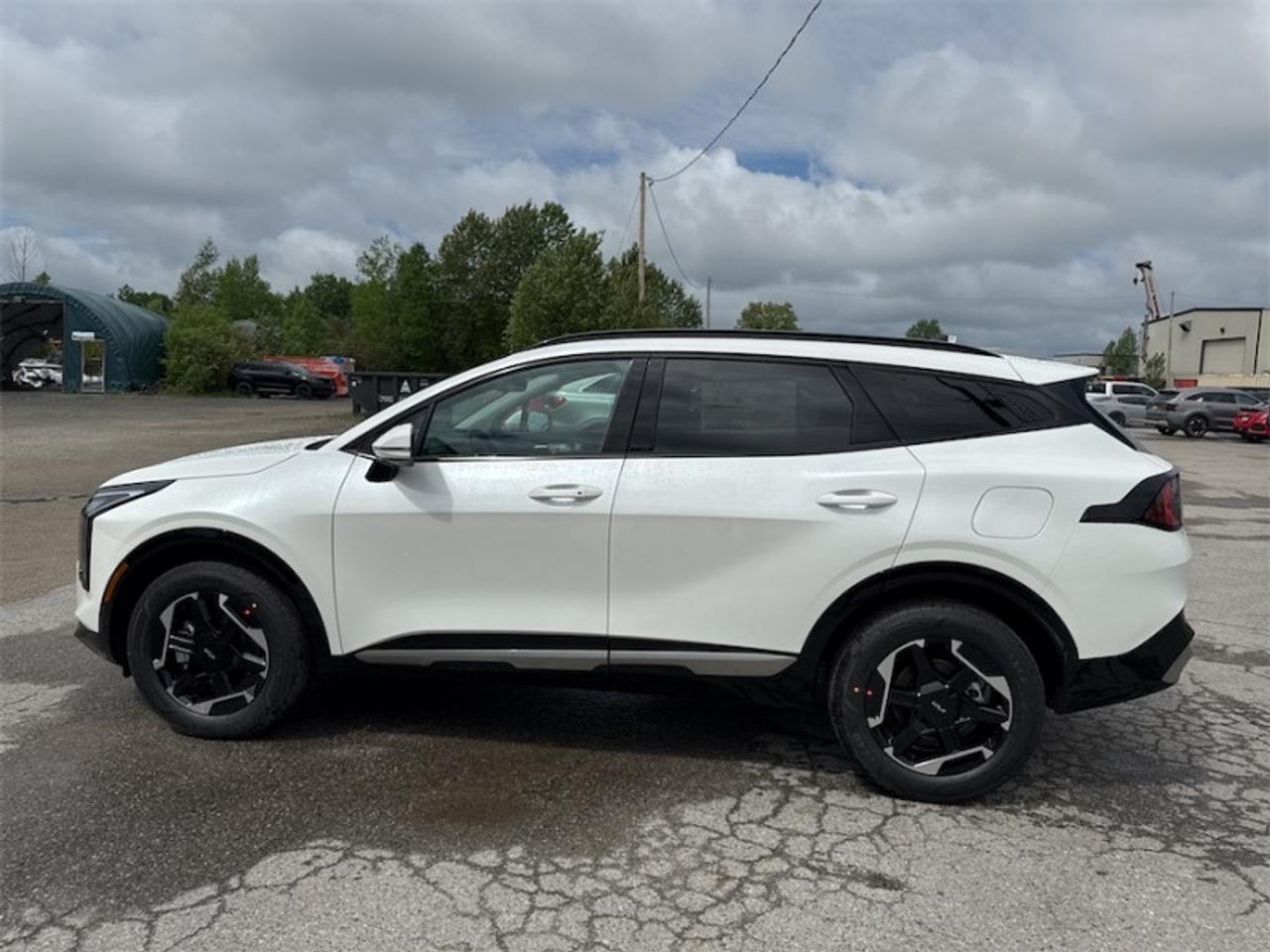 2026 Kia Sportage Hybrid EX Premium AWD   - Cooled Seats - $325 B/W Photo