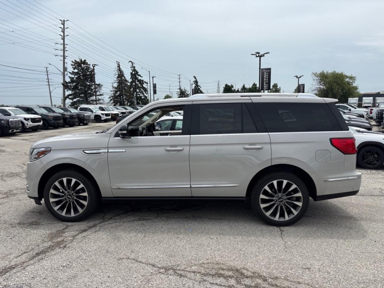2021 Lincoln Navigator Reserve  MASSAGE SEATS|PWR BOARDS| Photo