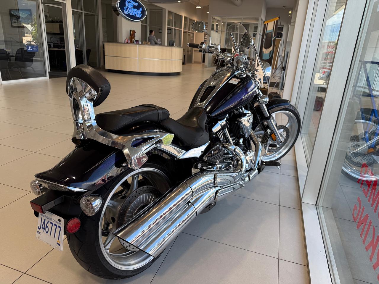 2012 Yamaha XV1900 CU Photo3