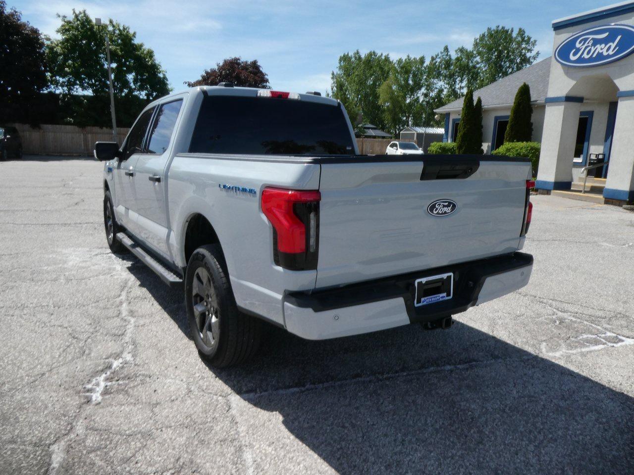 2024 Ford F-150 Lightning XLT | Heated Seats | Backup Cam | Nav | Photo