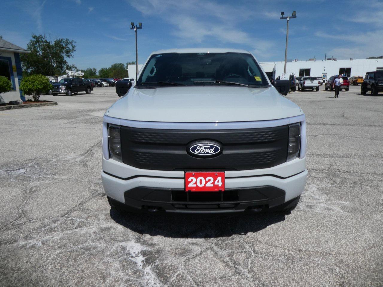 2024 Ford F-150 Lightning XLT | Heated Seats | Backup Cam | Nav | Photo