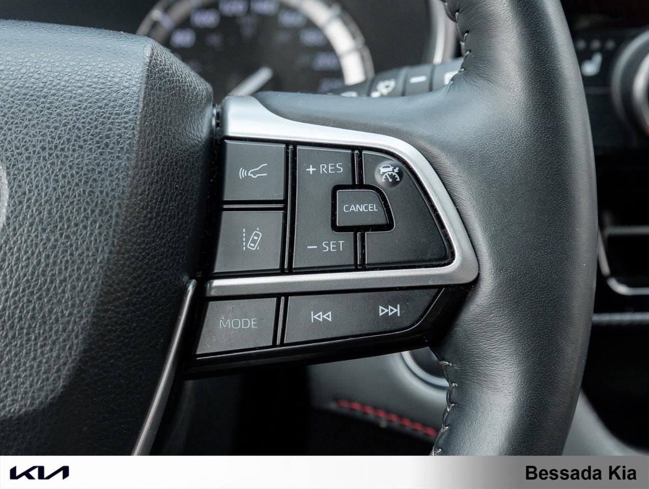 2022 Toyota Highlander XSE Photo