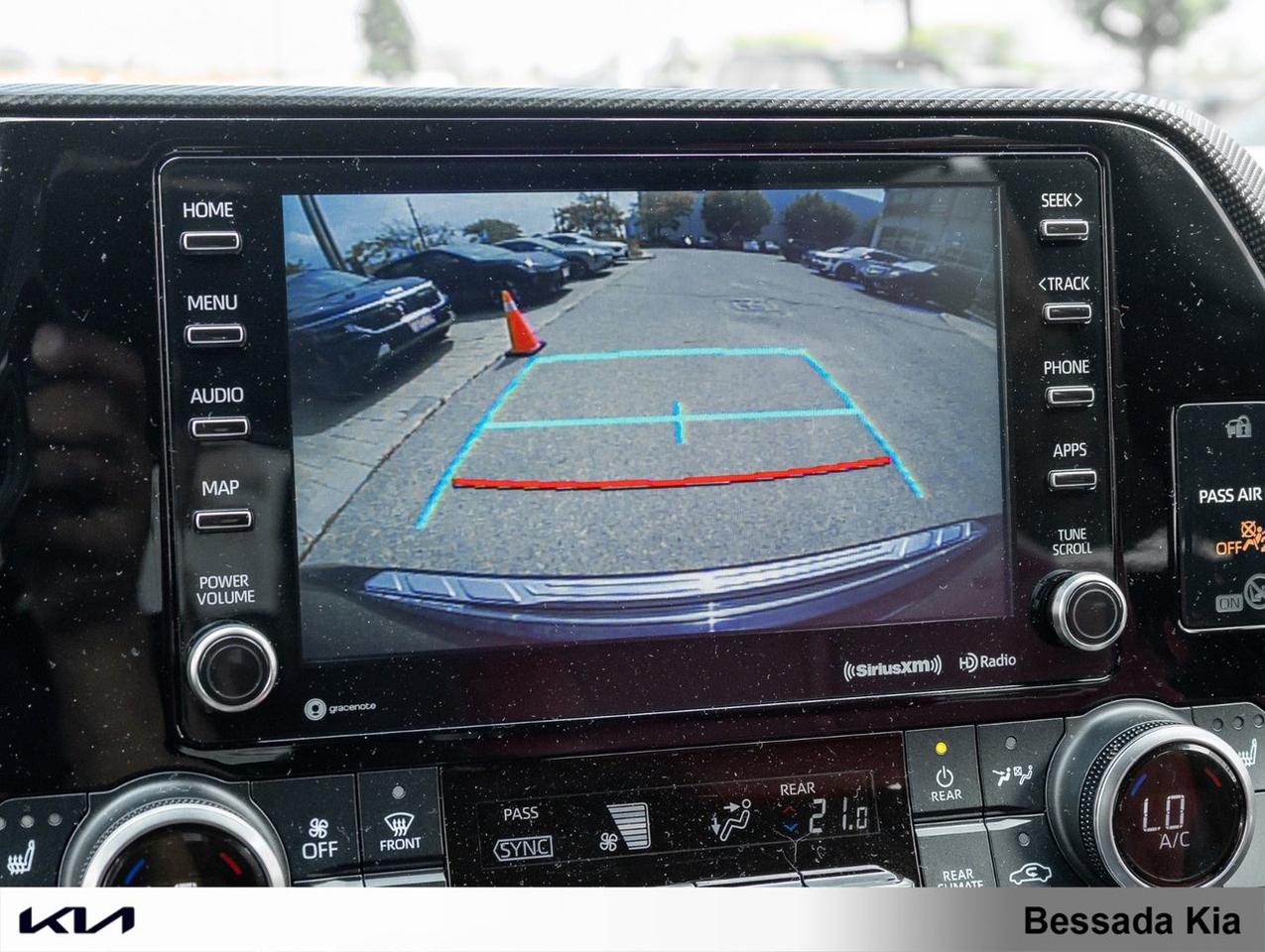 2022 Toyota Highlander XSE Photo