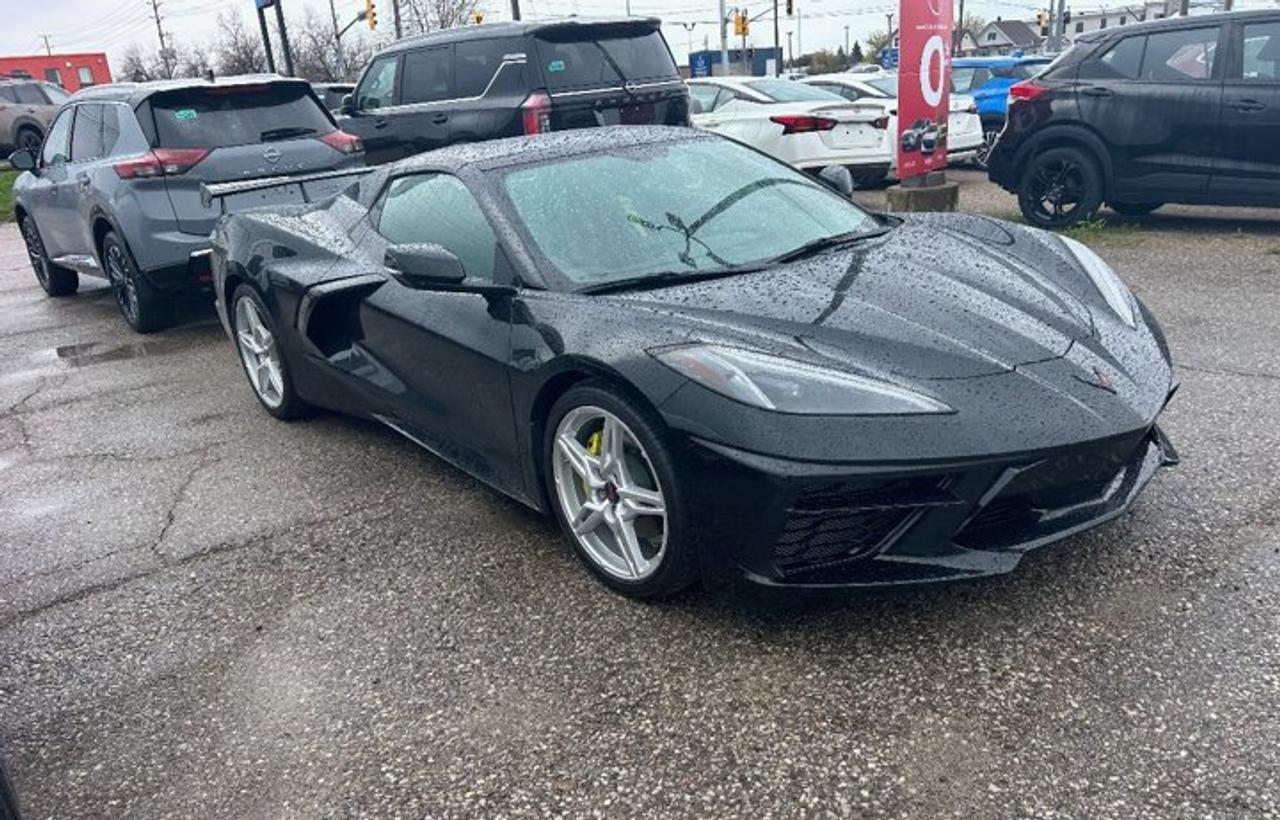 2022 Chevrolet Corvette 1LT | Stingray R Appearance Pkg | Performance Exhaust | High Wing Spoiler | Yellow Calipers & More ! Photo