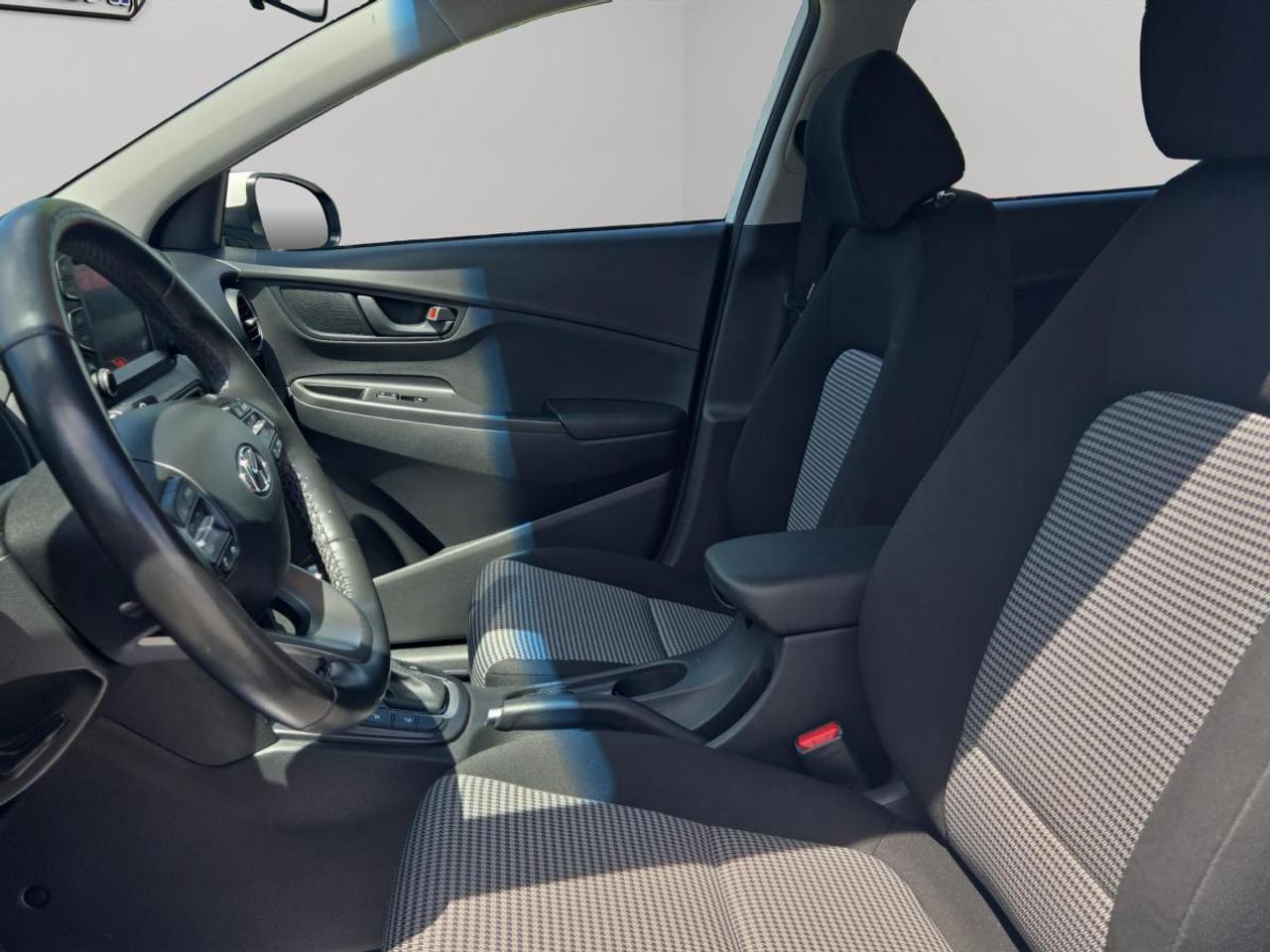 2021 Hyundai KONA Preferred Photo