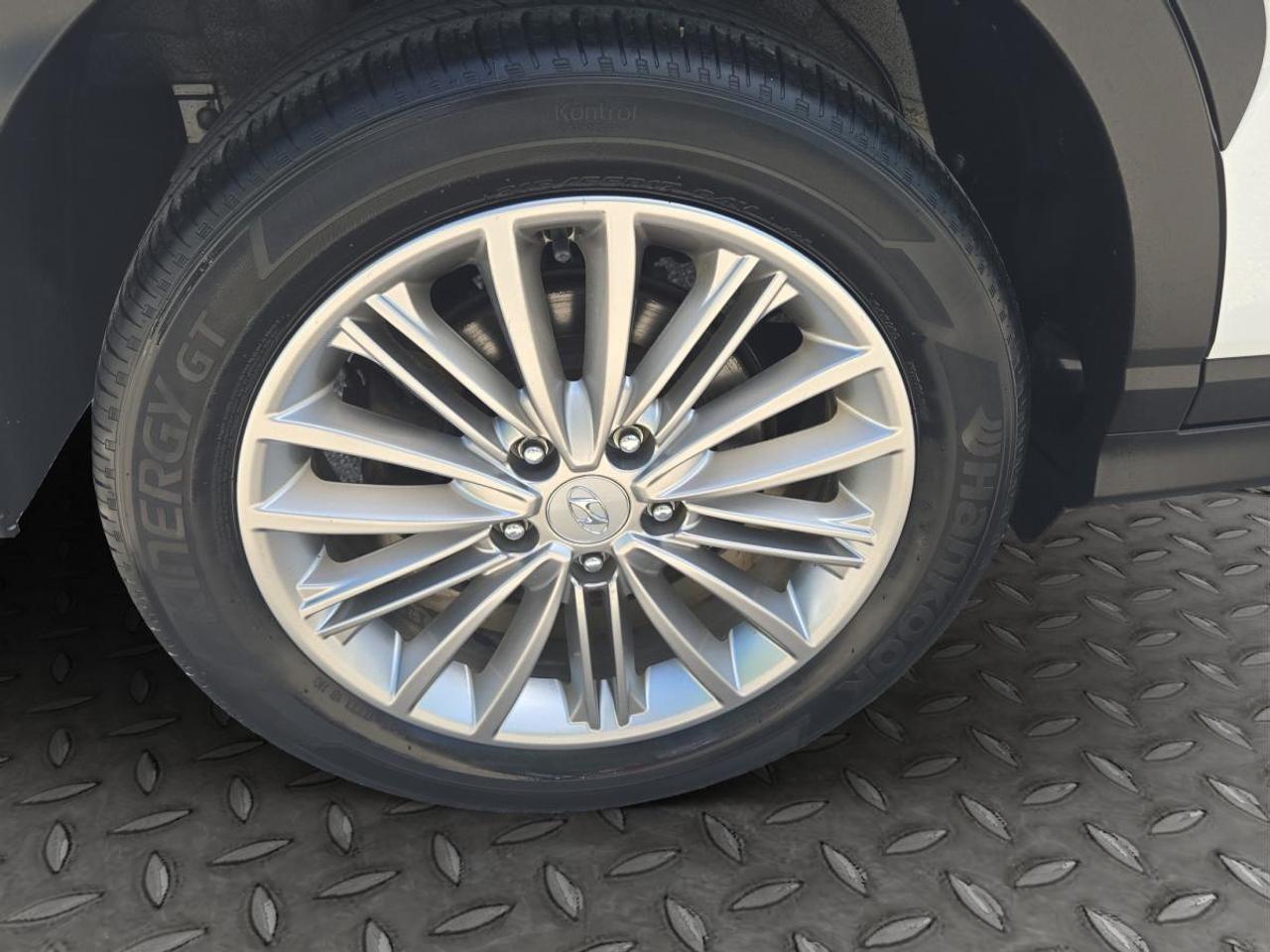 2021 Hyundai KONA Preferred Photo