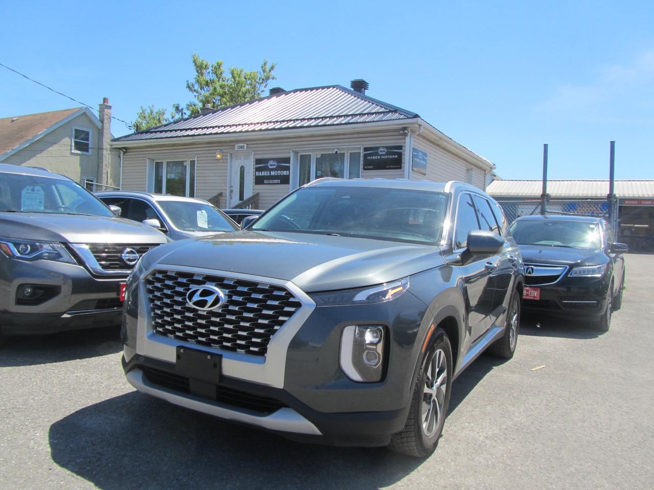 2021 Hyundai PALISADE Essential 8-Passenger AWD Photo