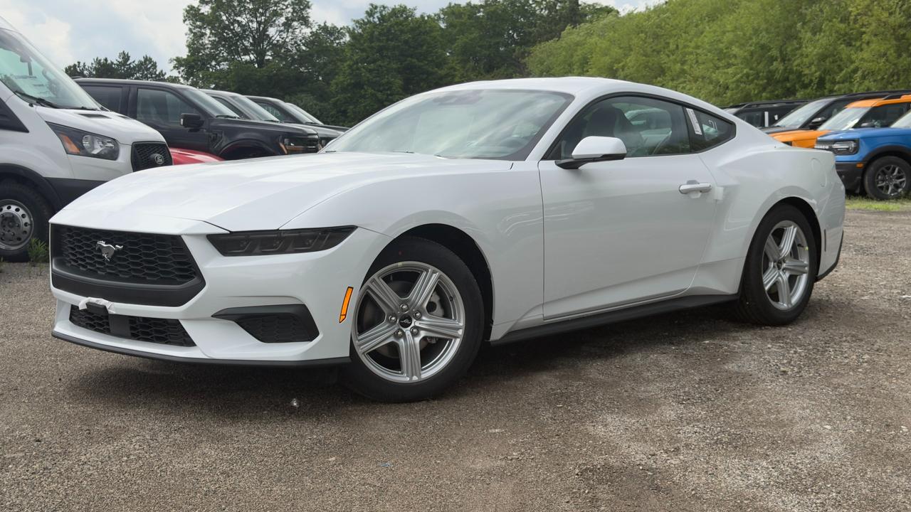 2026 Ford Mustang EcoBoost Premium Fastback Photo0