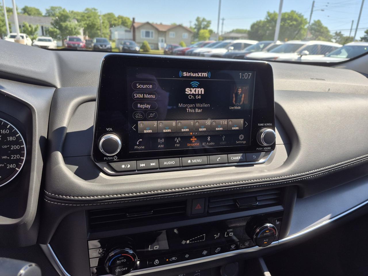 2026 Nissan Rogue SV MOONROOF Photo