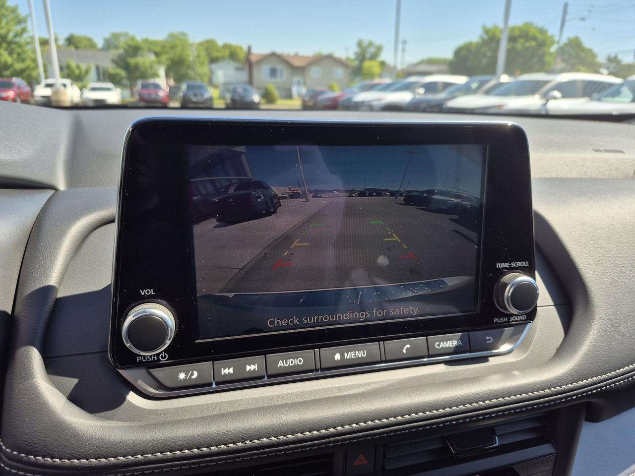 2026 Nissan Rogue SV MOONROOF Photo