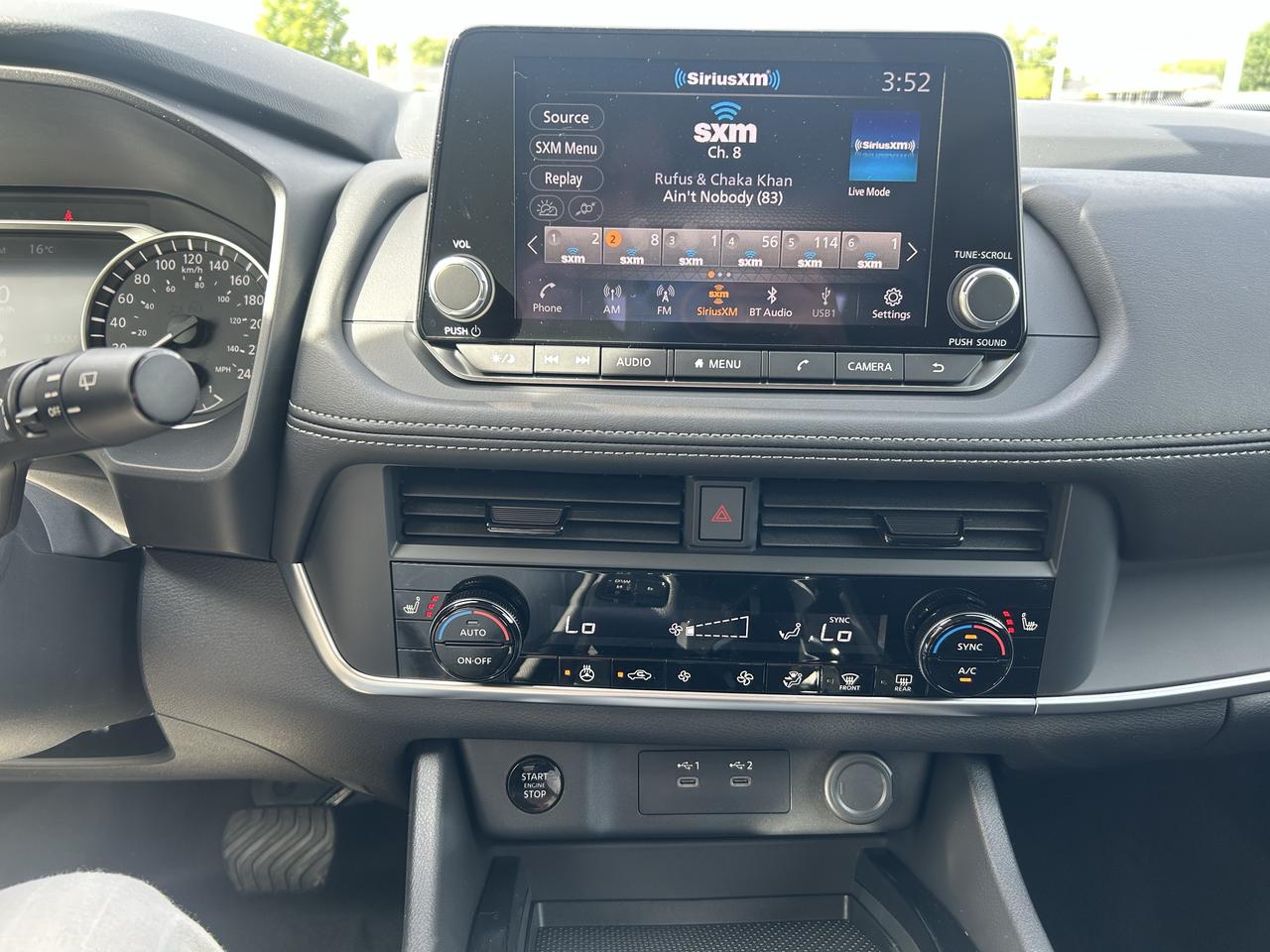 2026 Nissan Rogue S Photo