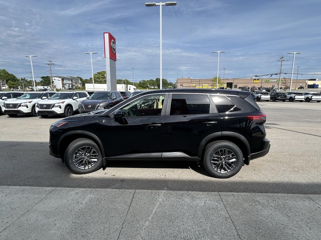 2026 Nissan Rogue S Photo