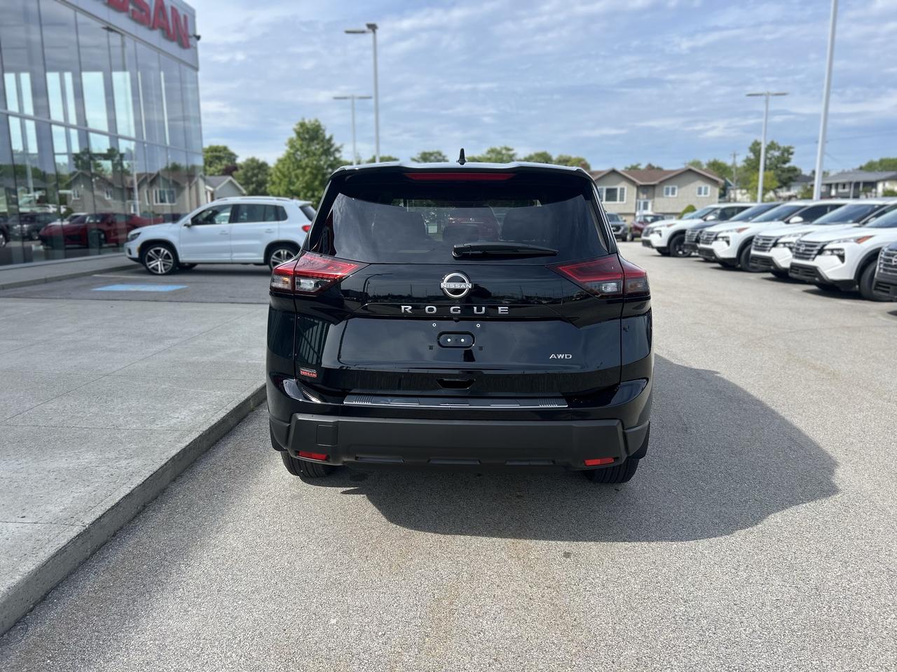 2026 Nissan Rogue S Photo