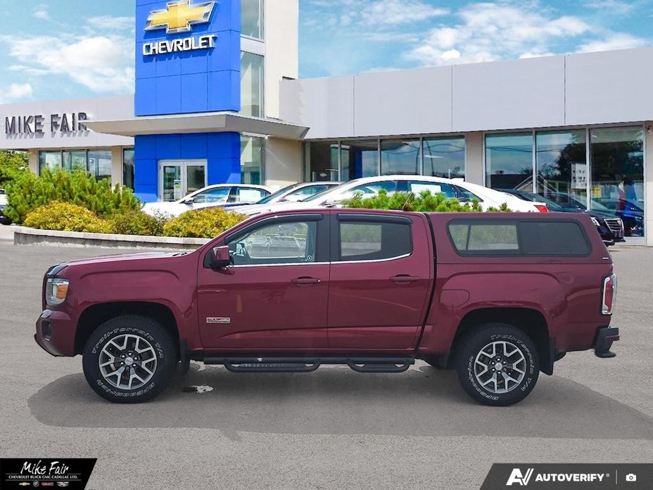 2018 GMC Canyon Crew Cab Short Box 4-Wheel Drive All Terrain w/Leather Photo2