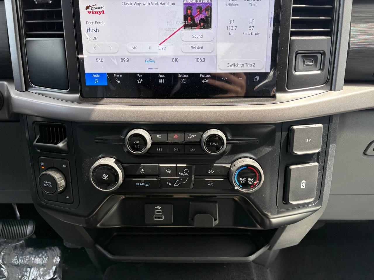 2026 Ford F-150 XLT 4WD SuperCrew 5.5' Box Photo