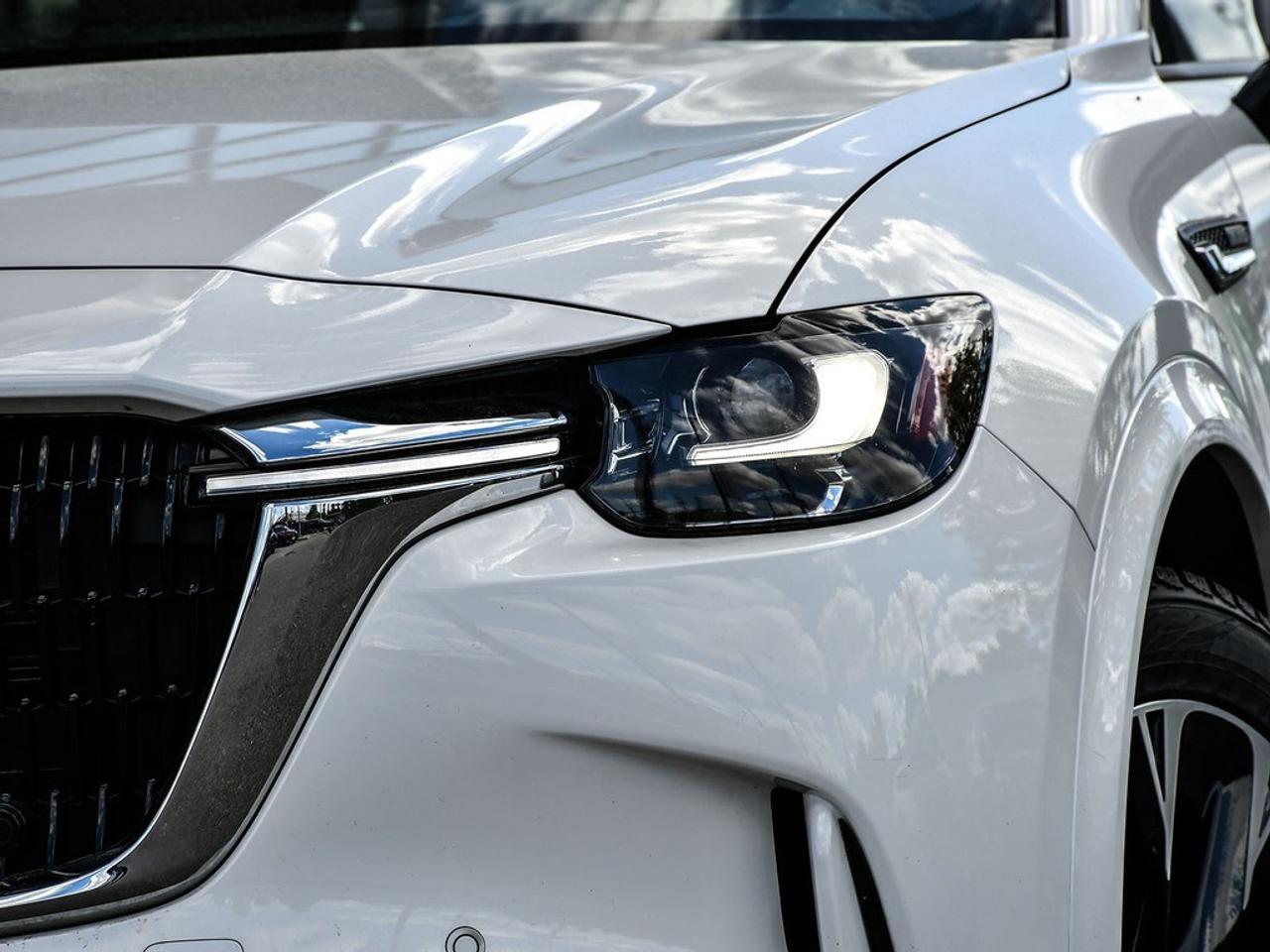 2025 Mazda CX-90 MHEV Signature AWD Photo