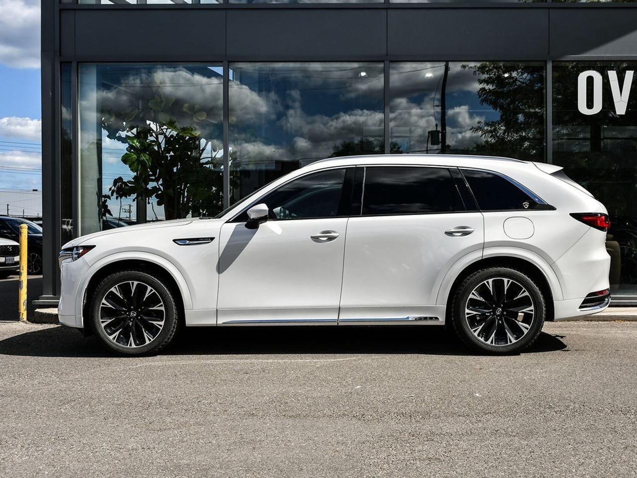 2025 Mazda CX-90 MHEV Signature AWD Photo4