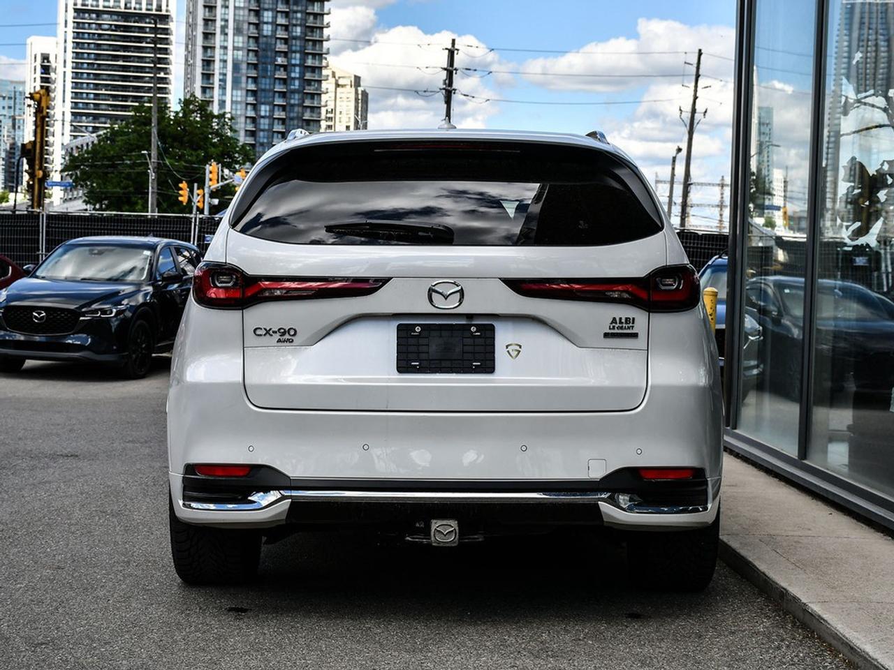 2025 Mazda CX-90 MHEV Signature AWD Photo