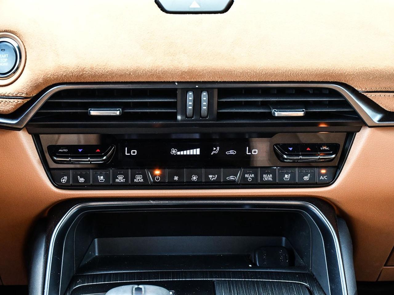 2025 Mazda CX-90 MHEV Signature AWD Photo