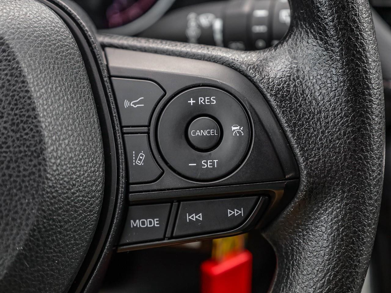 2025 Toyota RAV4 LE NO ACCIDENTS-HEATED CLOTH SEATS-LANE KEEP ASSIST-BACK UP CAMERA- Photo