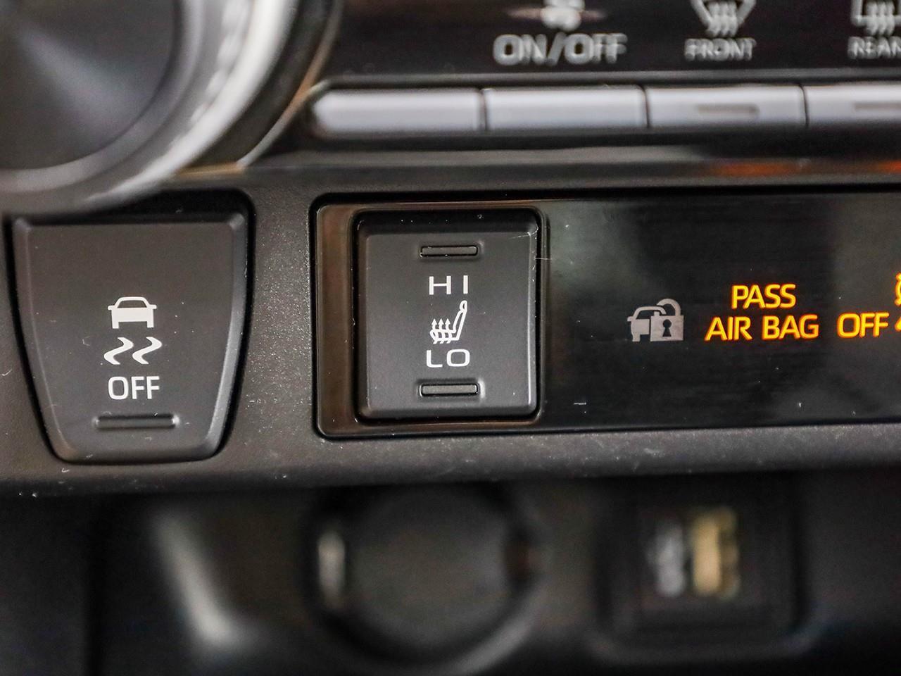 2025 Toyota RAV4 LE NO ACCIDENTS-HEATED CLOTH SEATS-LANE KEEP ASSIST-BACK UP CAMERA- Photo