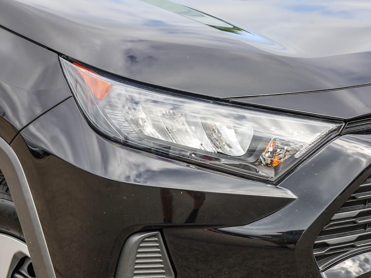 2025 Toyota RAV4 LE NO ACCIDENTS-HEATED CLOTH SEATS-LANE ASSIST-BACK UP CAMERA- Photo