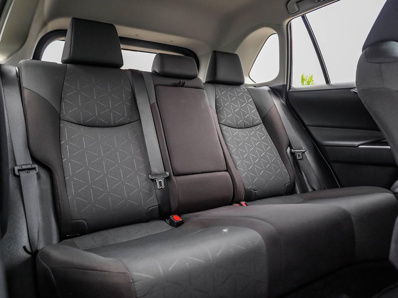 2025 Toyota RAV4 LE NO ACCIDENTS-HEATED CLOTH SEATS-LANE ASSIST-BACK UP CAMERA- Photo