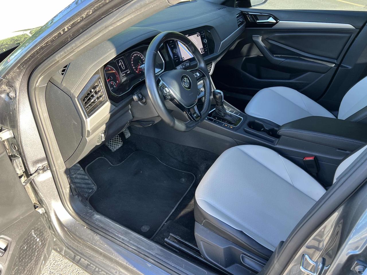 2021 Volkswagen Jetta HIGHLINE - NO ACCIDENTS Photo